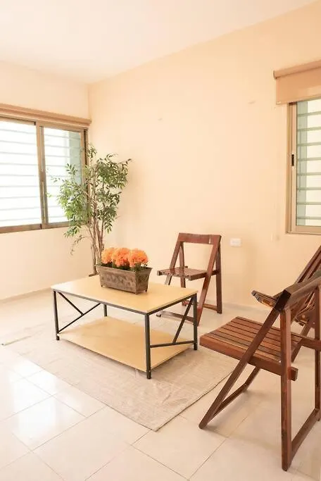 Comoda Casa Con 2 Habitaciones En Chetumal