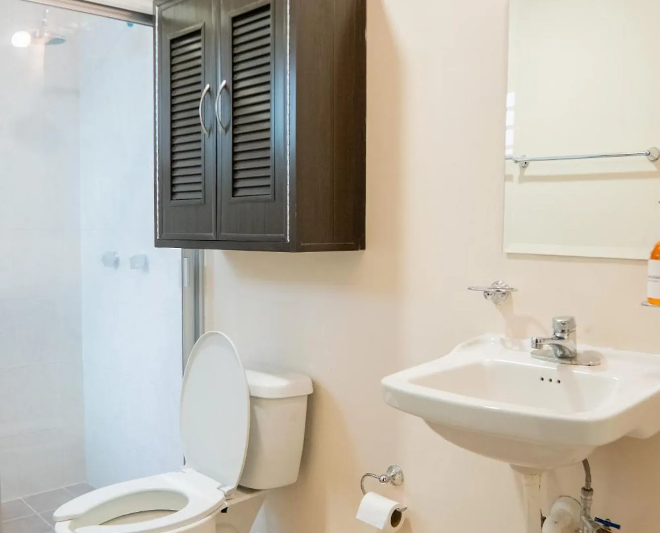 Comoda Casa Con 2 Habitaciones En Chetumal Messico