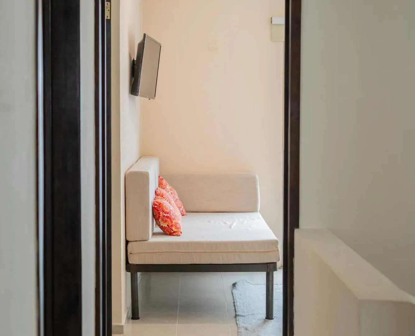 Comoda Casa Con 2 Habitaciones En Chetumal