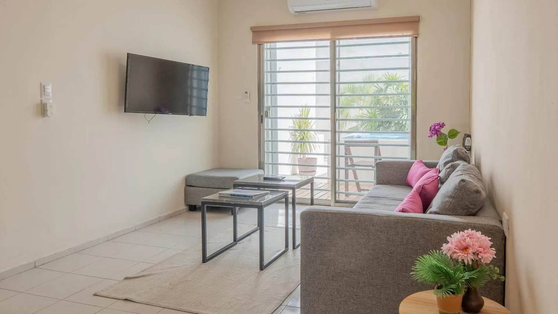 Comoda Casa Con 2 Habitaciones En Chetumal